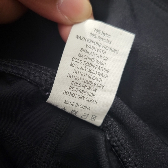 Zyia Black Embellished Ankle Cropped Leggings - Picture 9 of 9